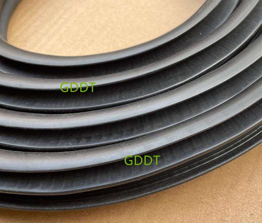ランドクルーザープラド LCP150 2010-2022 ド - Door Weather Strip のレビューと価格